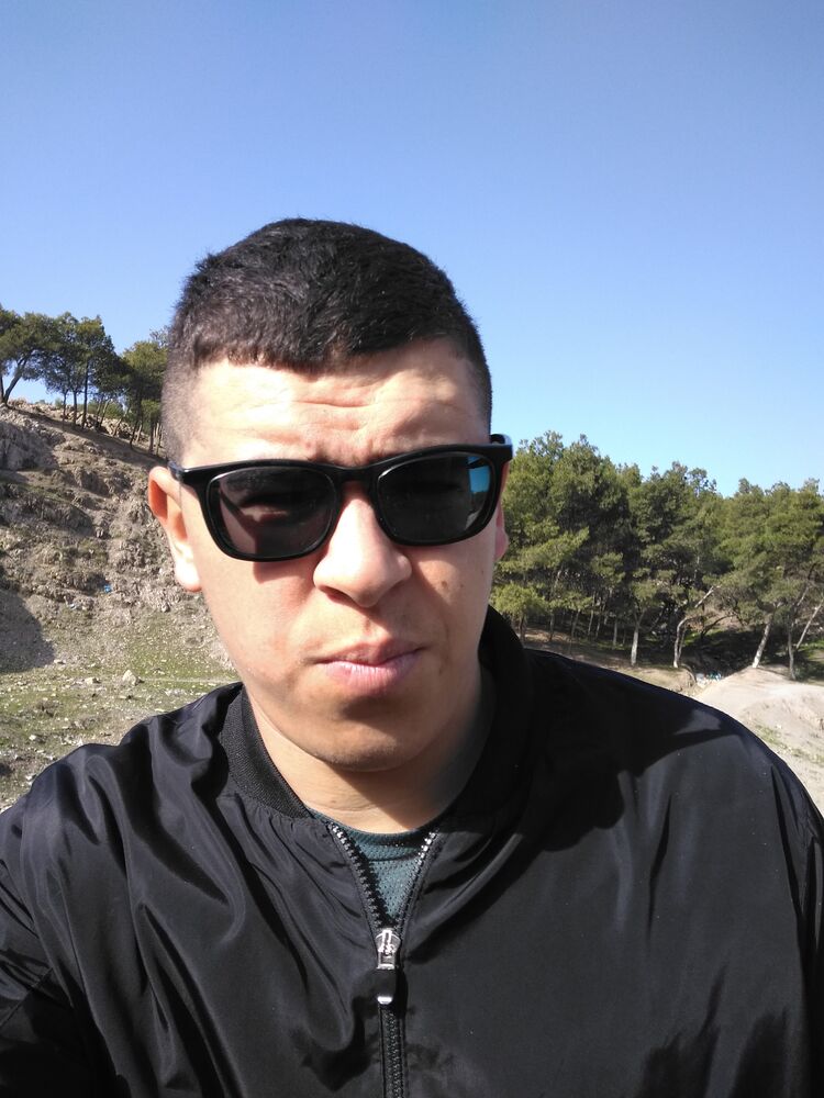  -,   Yakoub, 30 ,   ,   , c , 