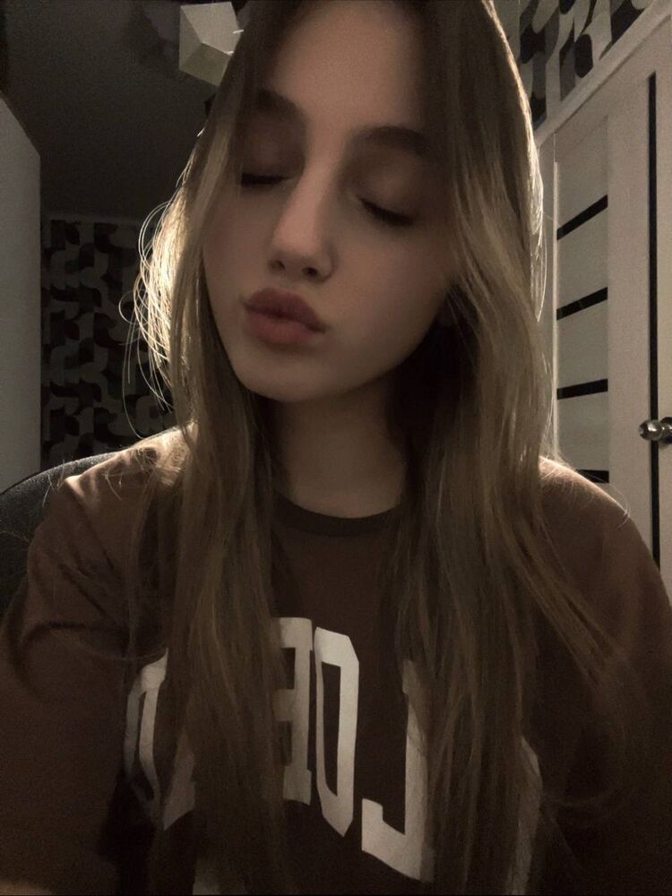  45858179  , 22 ,    