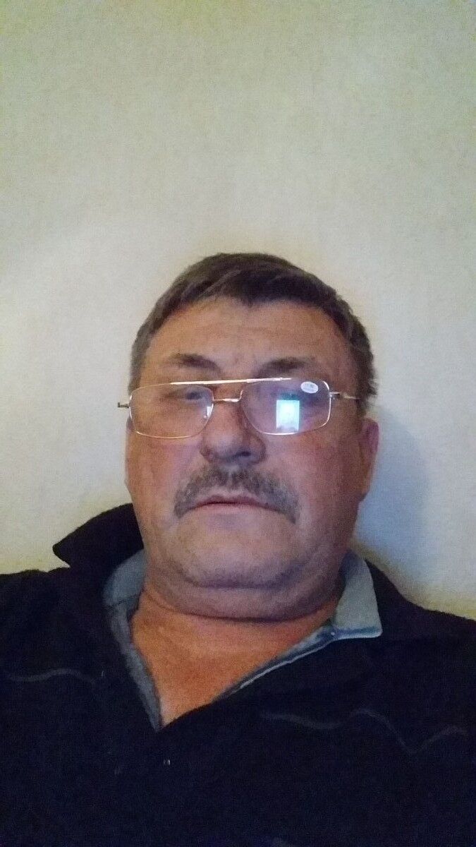  11735399  Aleksanqrini, 54 ,    