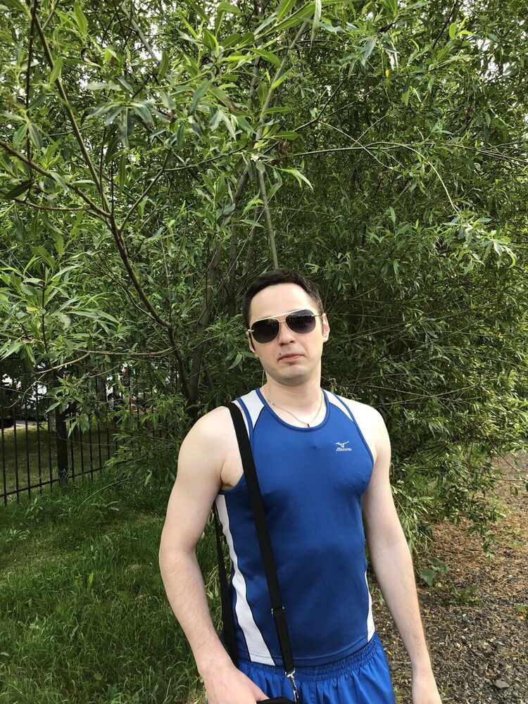  20965759  Aleksandr, 30 ,    