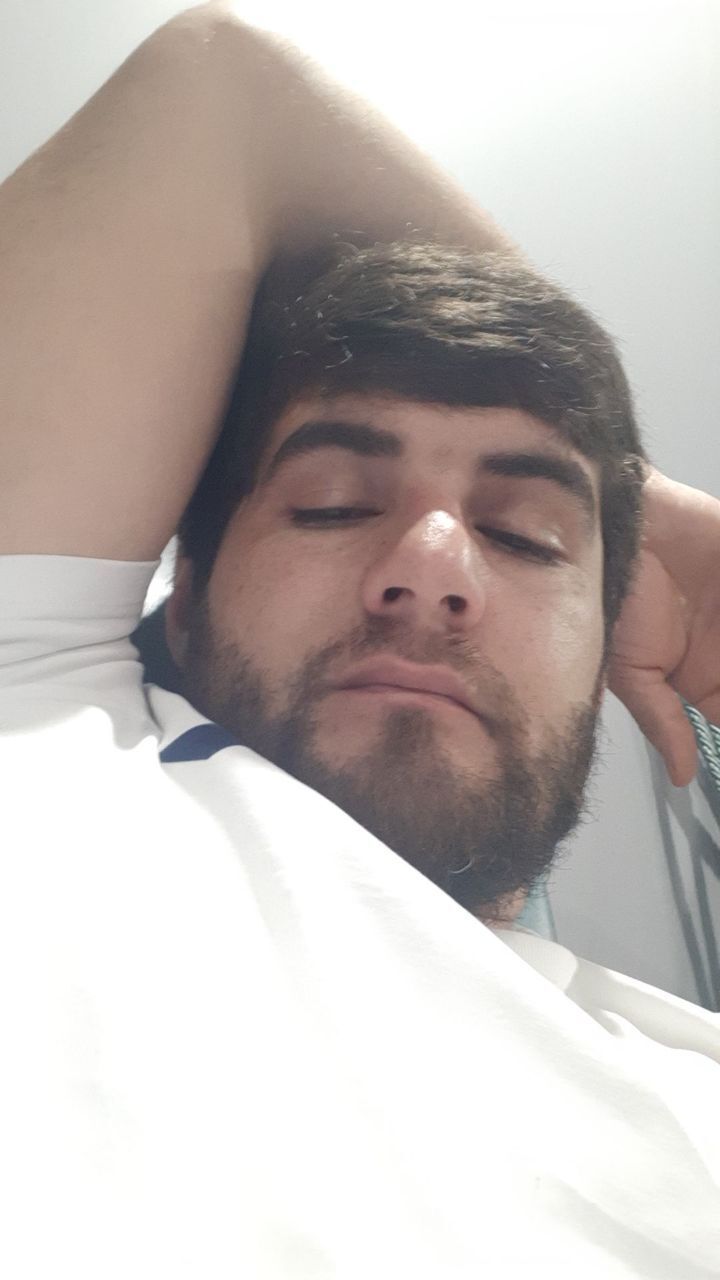  24338889  , 34 ,    
