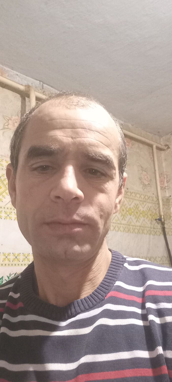  41325359  , 46 ,    