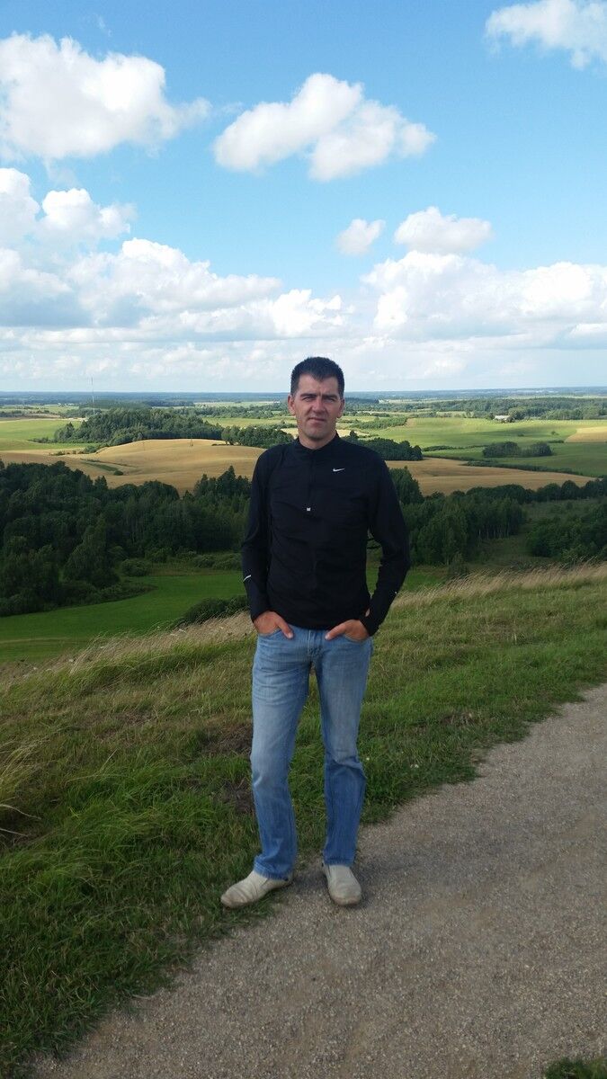  ,   Kestutis, 44 ,   ,   , c , 