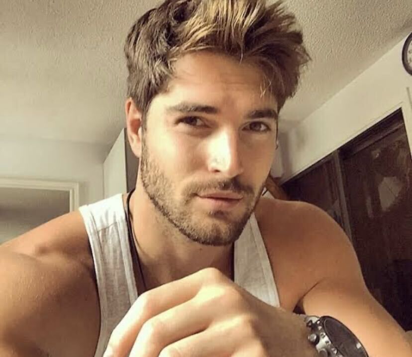  ,   Ali, 25 ,   ,   