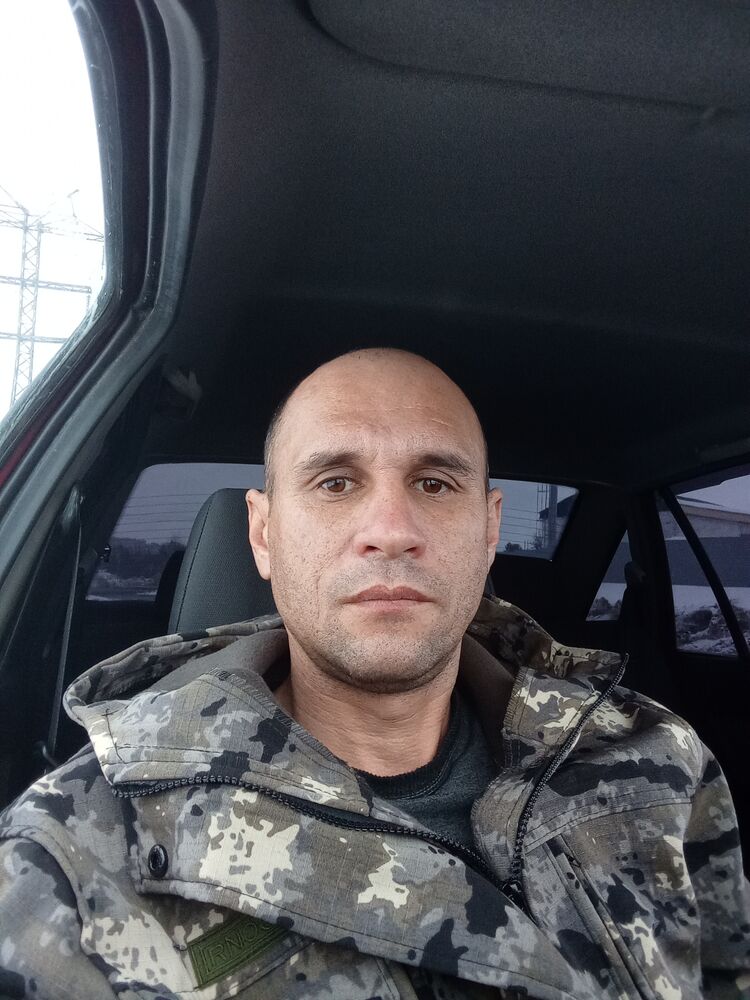  41782939  , 40 ,    