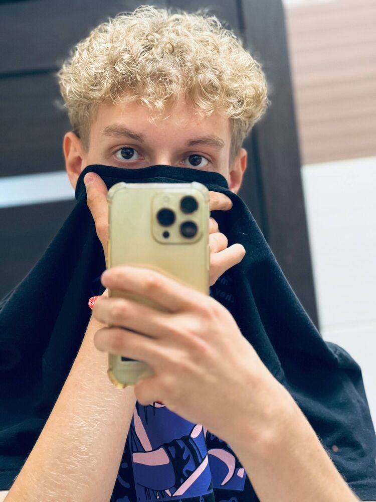  53783859  Floppers, 18 ,    