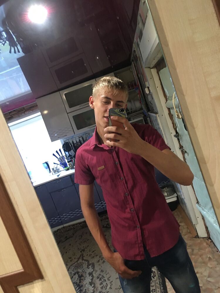  34031379  Kirill, 23 ,    