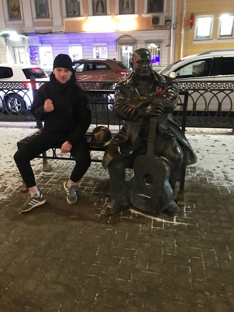  52313299  Medov, 28 ,    