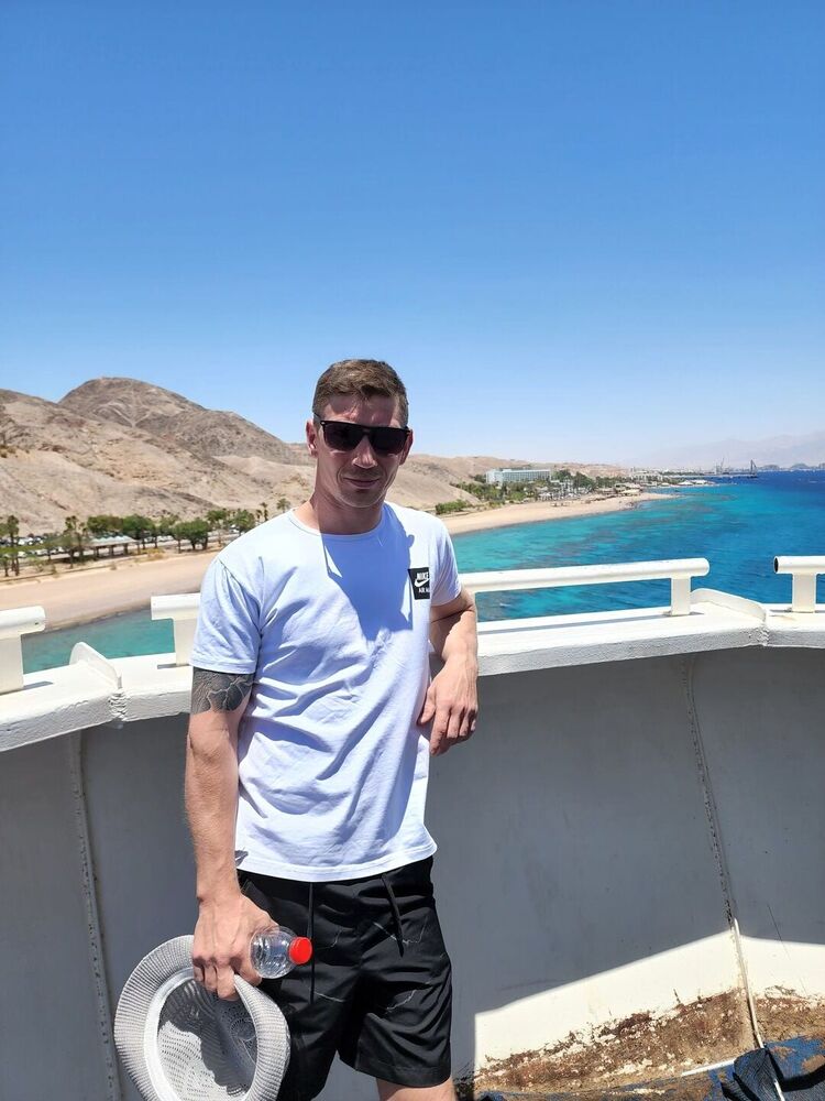  54129539  , 37 ,    --