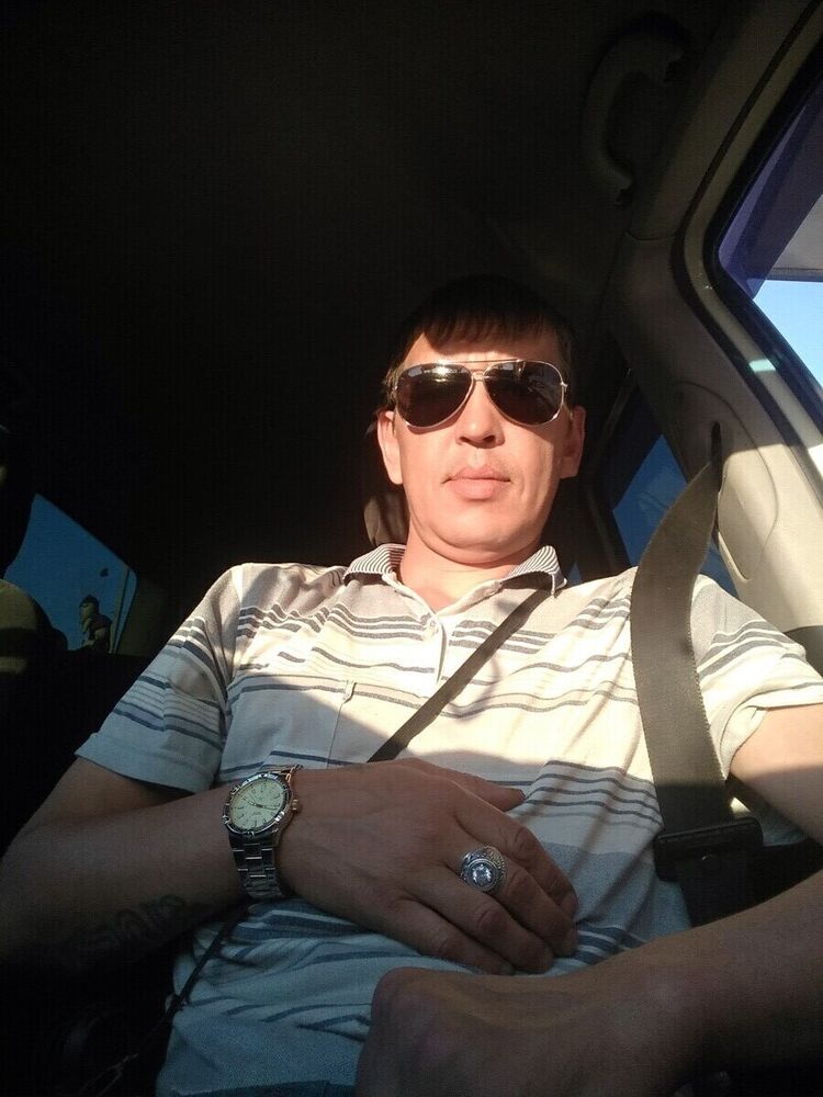  20134759  Rustam, 41 ,    
