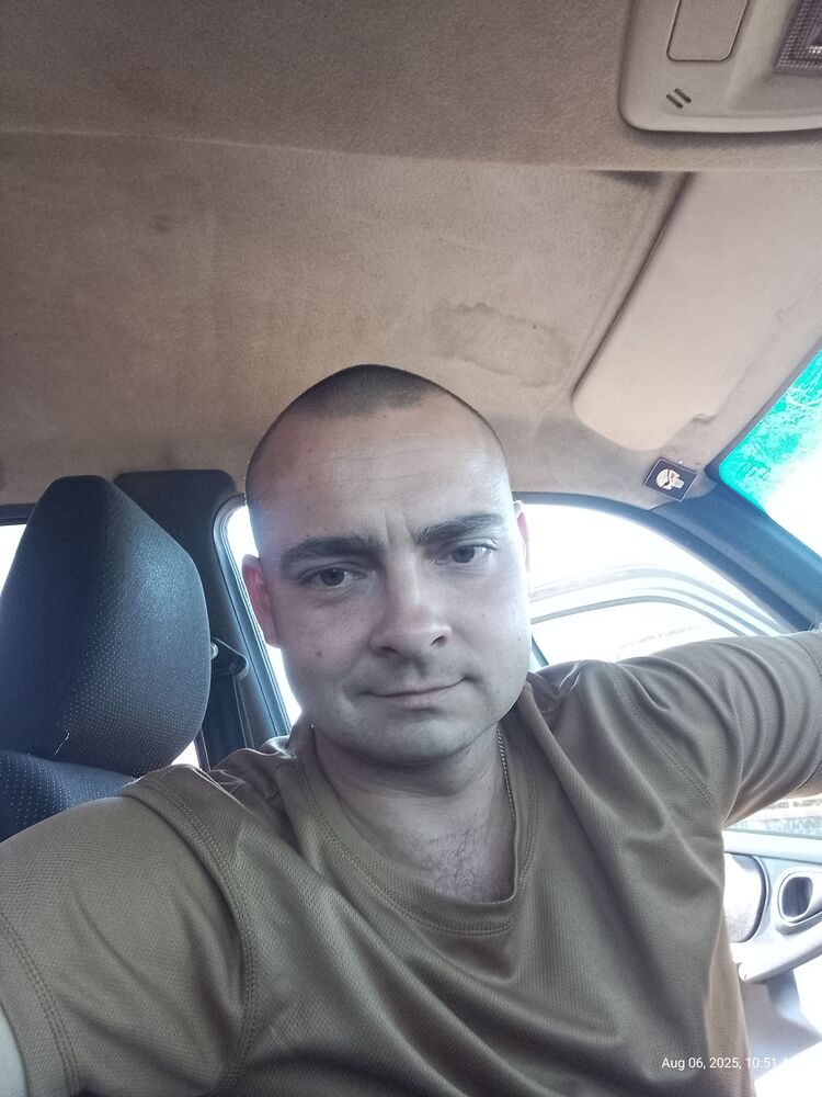  53065339  Artem, 34 ,    