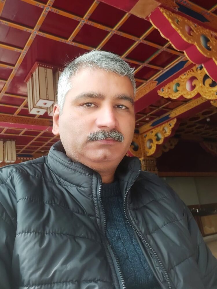 ���������� Connaught Place, ���� ������� Dinesh Sharm, 53 ����, ������������ ��� ������, ����� � ���������, c�������� ���������, ���������