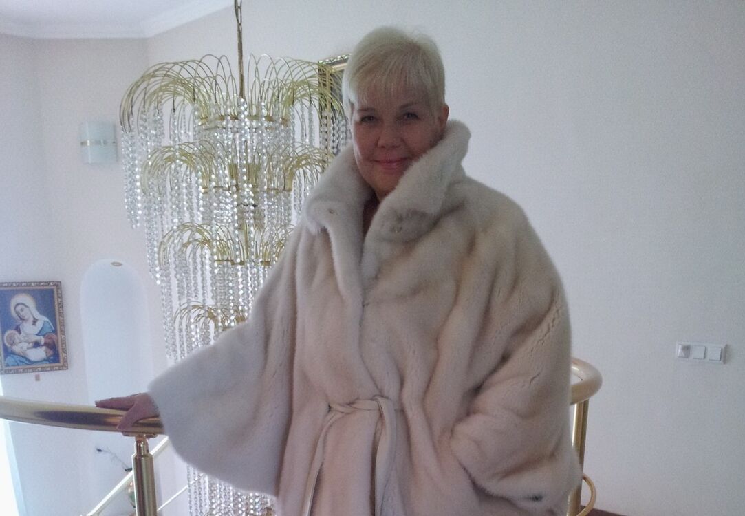 6888339  Galina, 71 ,    