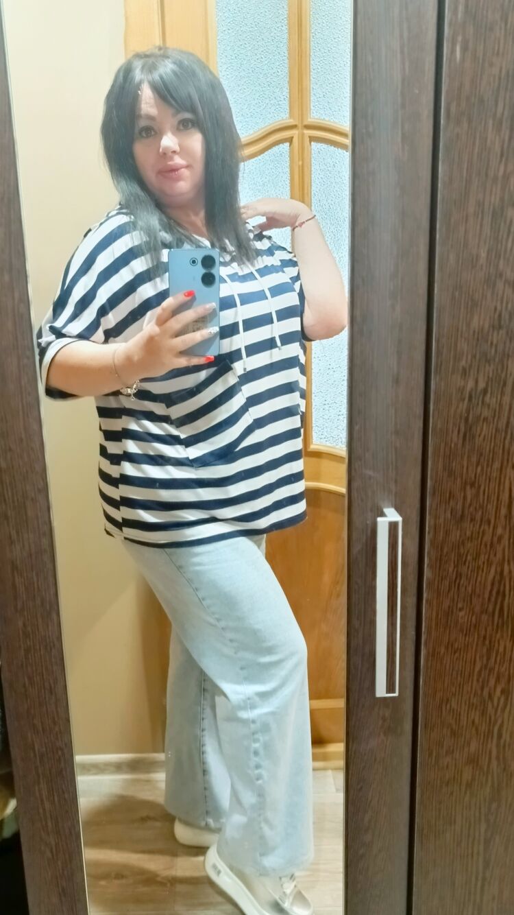  51226499  Ksenia, 45 ,    --