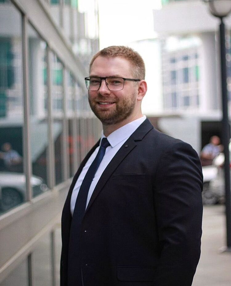 ���������� �����������, ���� ������� ��������, 32 ����, ������������ ��� ������, ����� � ���������