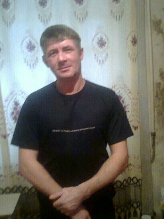  35123509  Vadim, 53 ,    