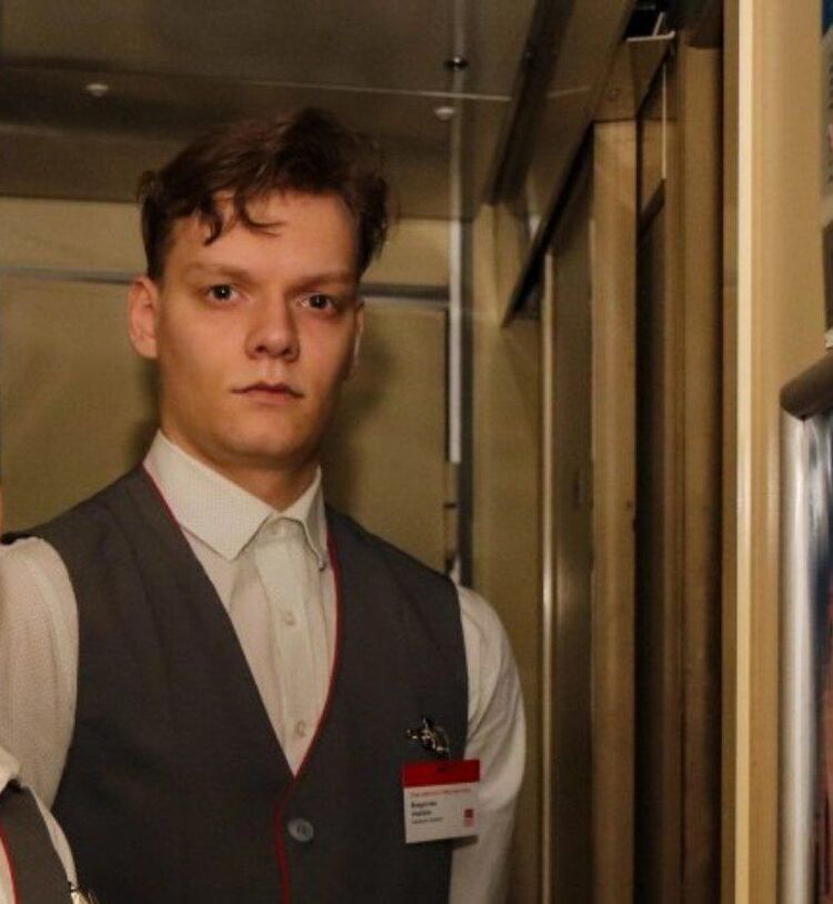  51844129  Vlad, 20 ,    -