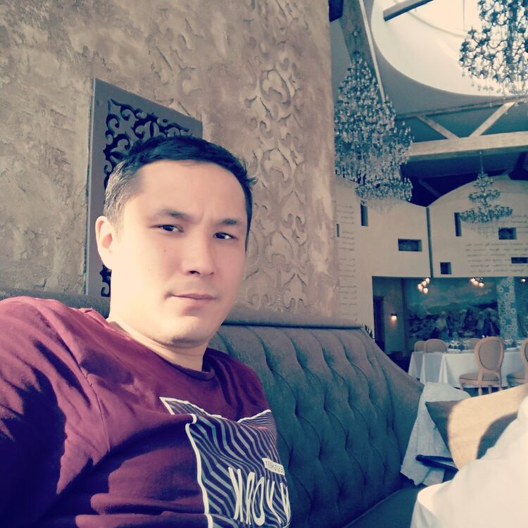  ,   Rafael, 37 ,   ,   , c 