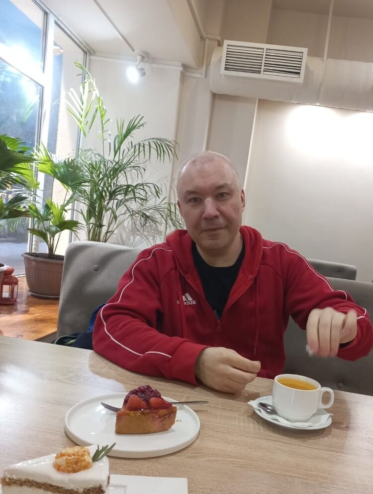  50852189  Volodya, 42 ,    