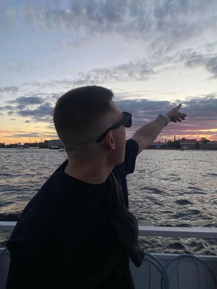  ,   Maksim, 25 ,   ,   