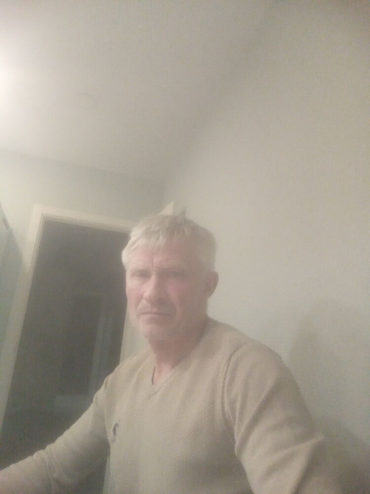  29361029  Vasilii, 50 ,    