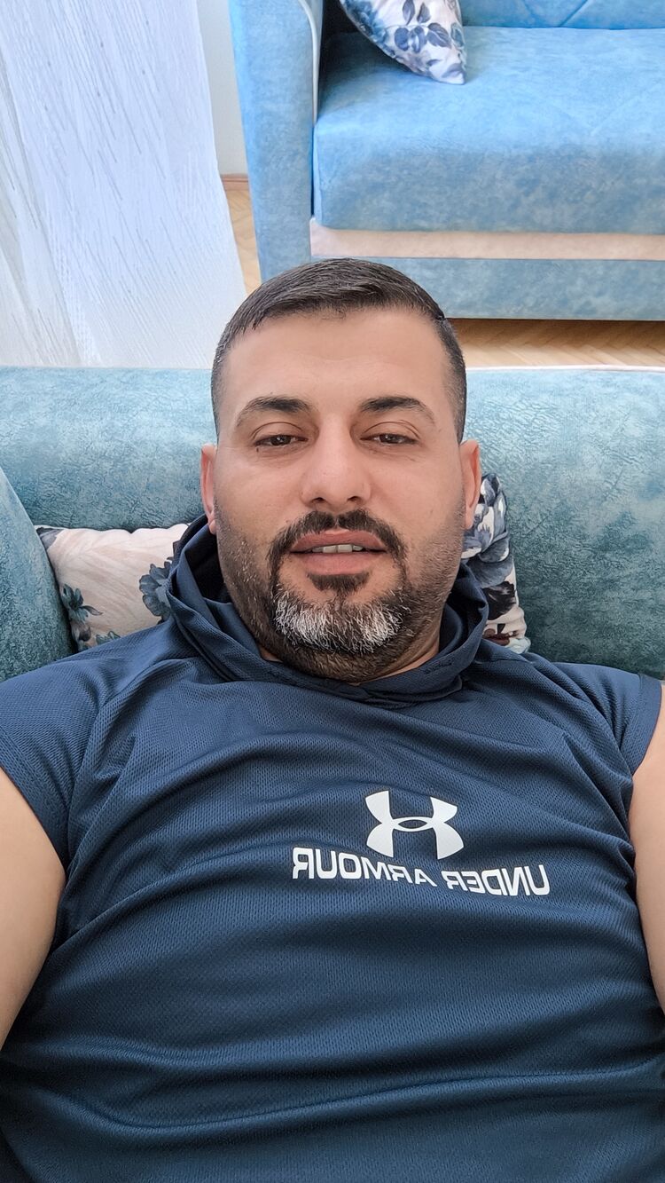  50814929  Ridvan, 37 ,    