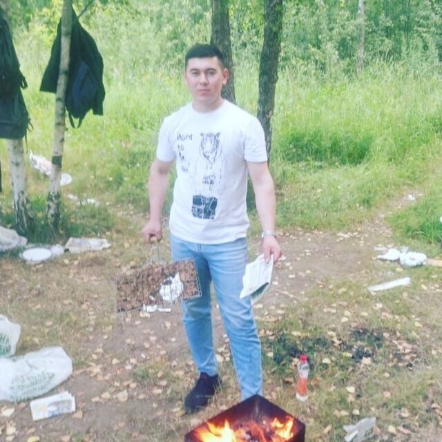  39412569  Mehriddin, 27 ,    