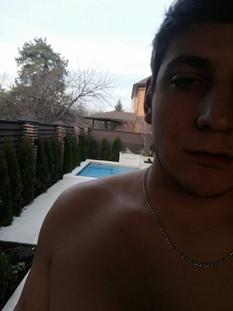  22165109  Sergey, 24 ,    