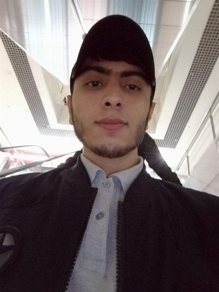  53092519  BIG BULL, 28 ,    Hoofddorp