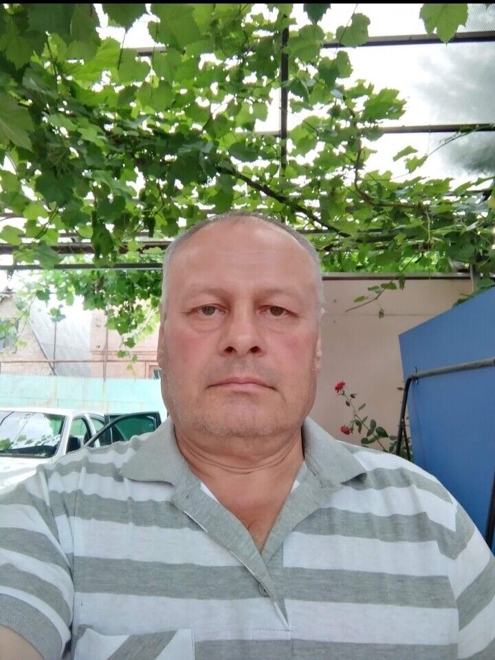  22354789  Vazha, 59 ,    