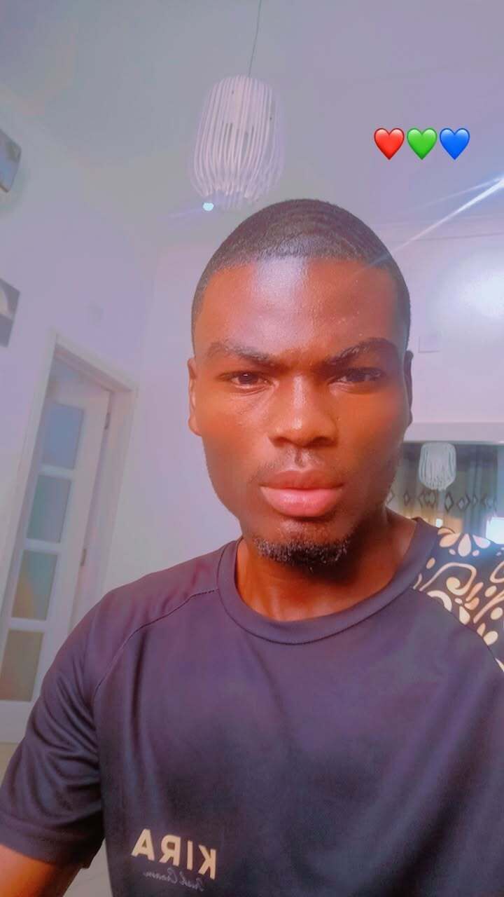  50511609  Jonilson, 24 ,    