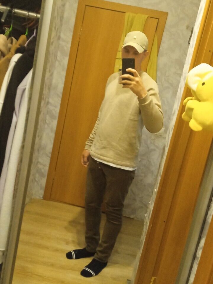  31081549  , 23 ,    