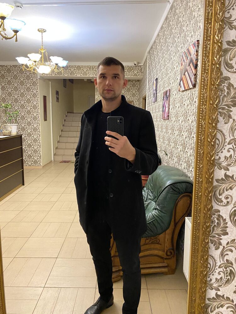  ,   Yrii, 31 ,   ,   
