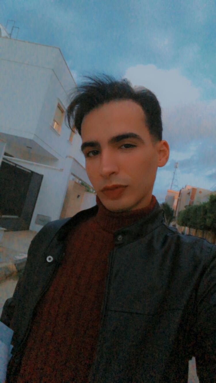  ,   Gamhoor, 22 ,   ,   