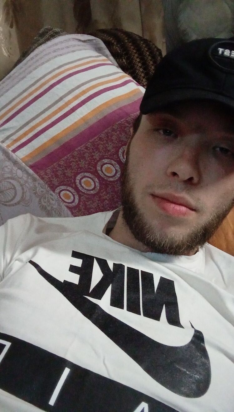  33072859  Timur, 27 ,    