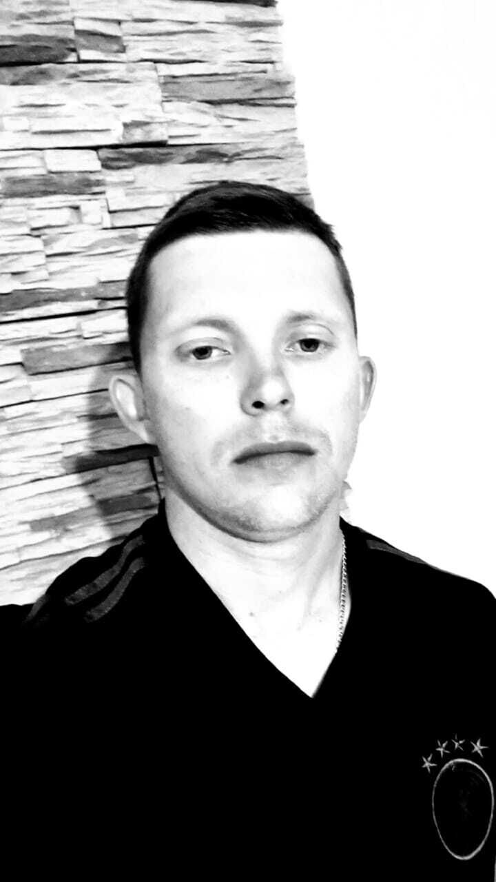  --,   Maksim, 31 ,   ,   