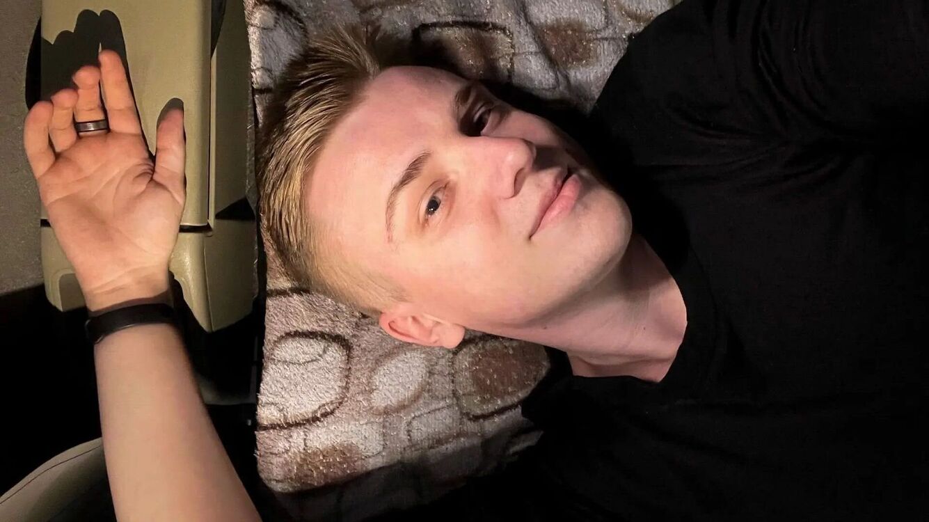  33510839  Maksim, 33 ,    