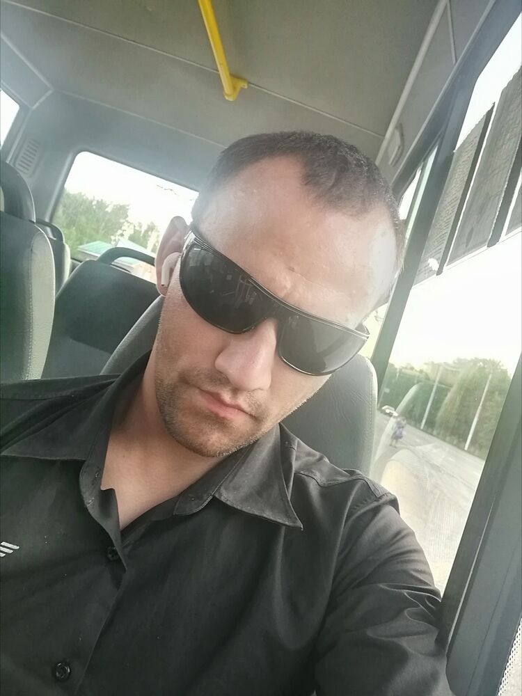  48709869  , 27 ,    