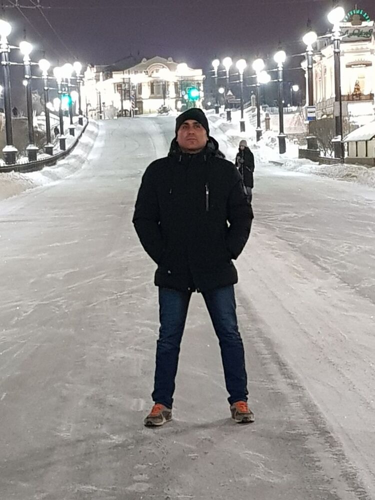  12009529  Alican, 40 ,    