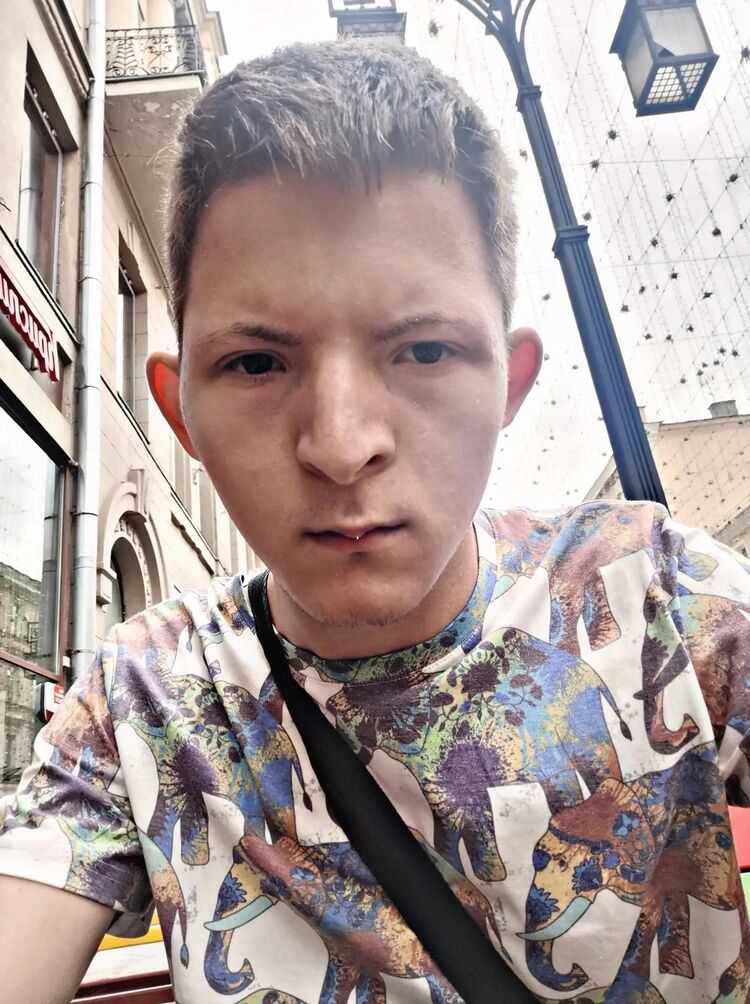  47763379  , 21 ,    