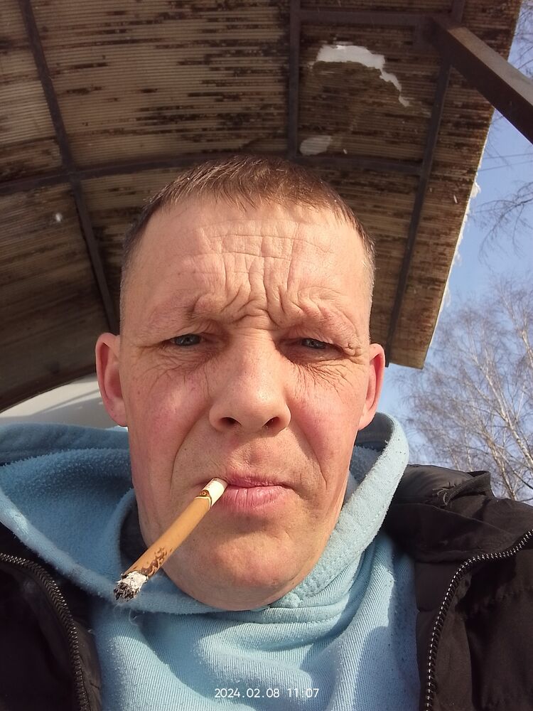  44767519  Sergei, 45 ,    
