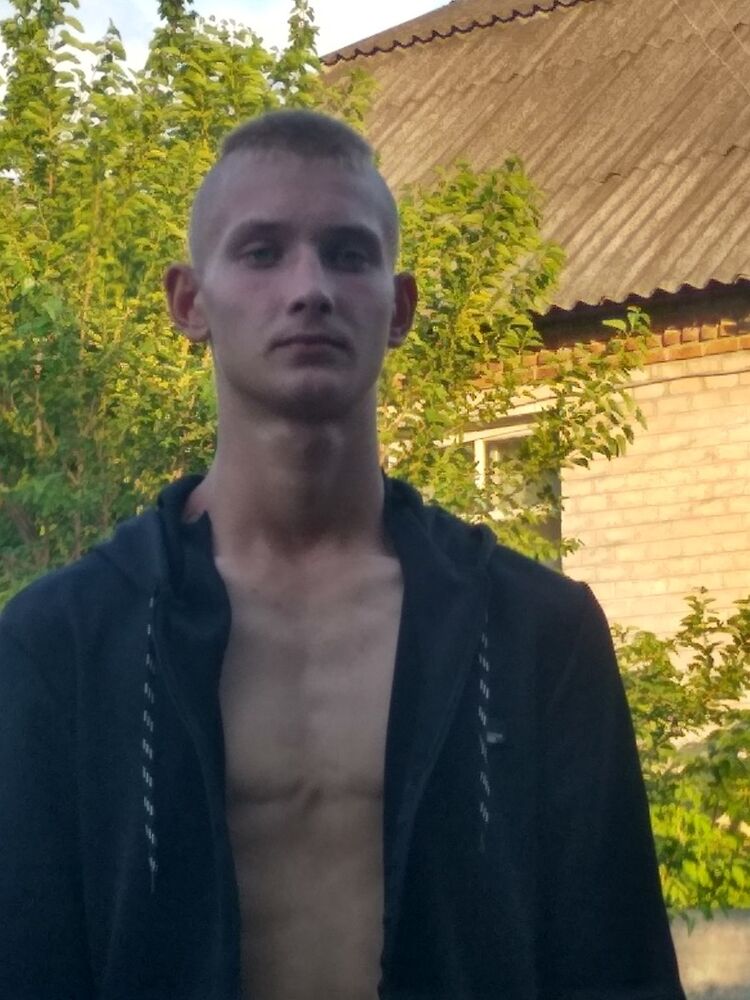  13168899  Den, 25 ,    