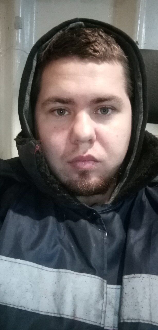  44606039  ALEKSEI, 28 ,    