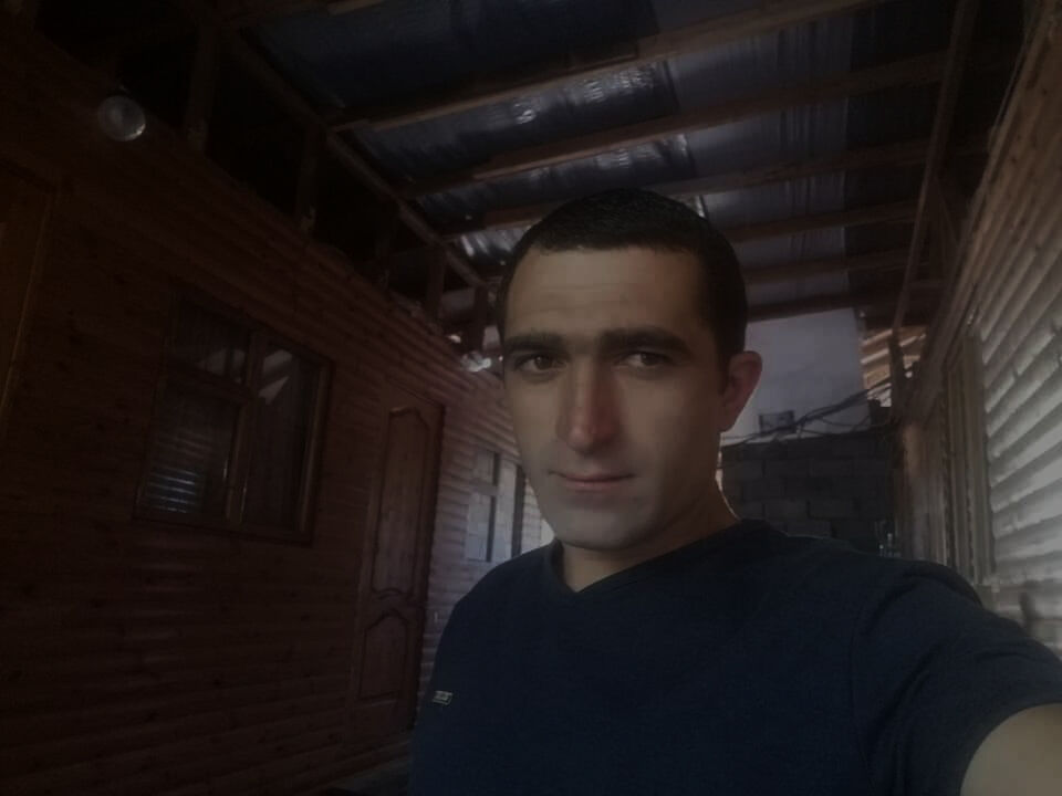  ,   Irakli, 31 ,   ,   , c , 