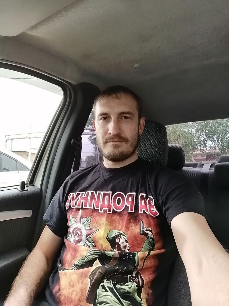  19832929  , 37 ,    