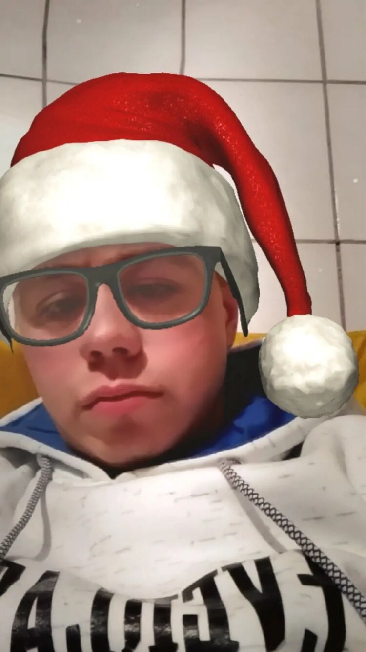  31573889  , 35 ,    