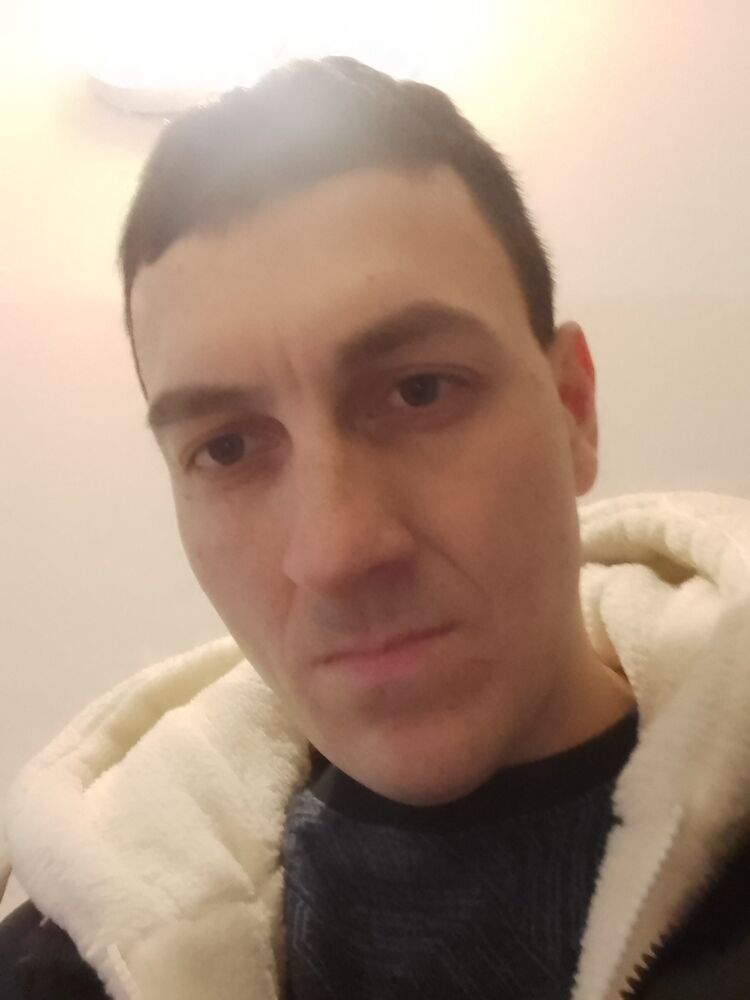  42324389  , 37 ,    