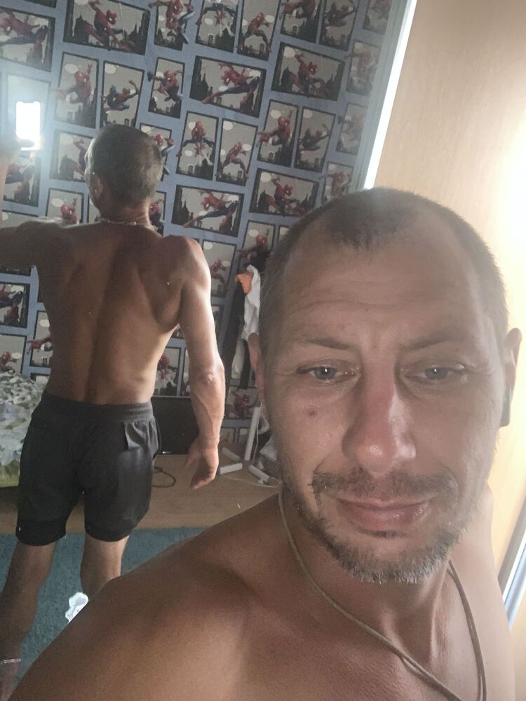  35970849  , 40 ,    