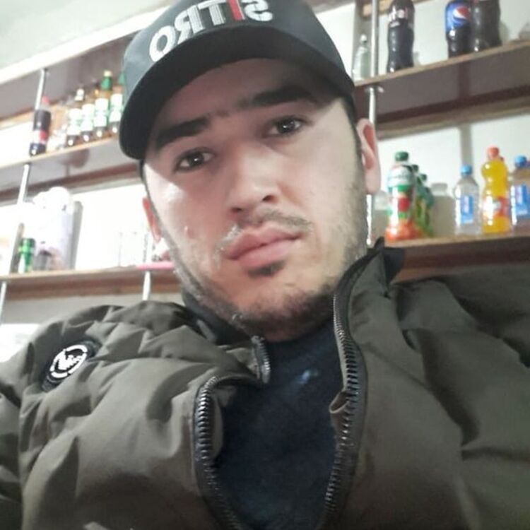  ,   Shova, 31 ,   