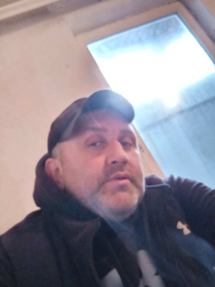  ,   Ruslan, 42 ,   ,   